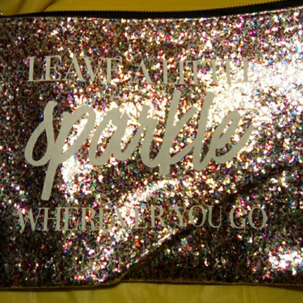 Makeup bag